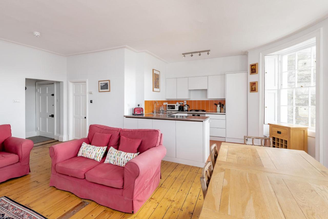 Stunning Georgian Apartment In Central Bath Buitenkant foto