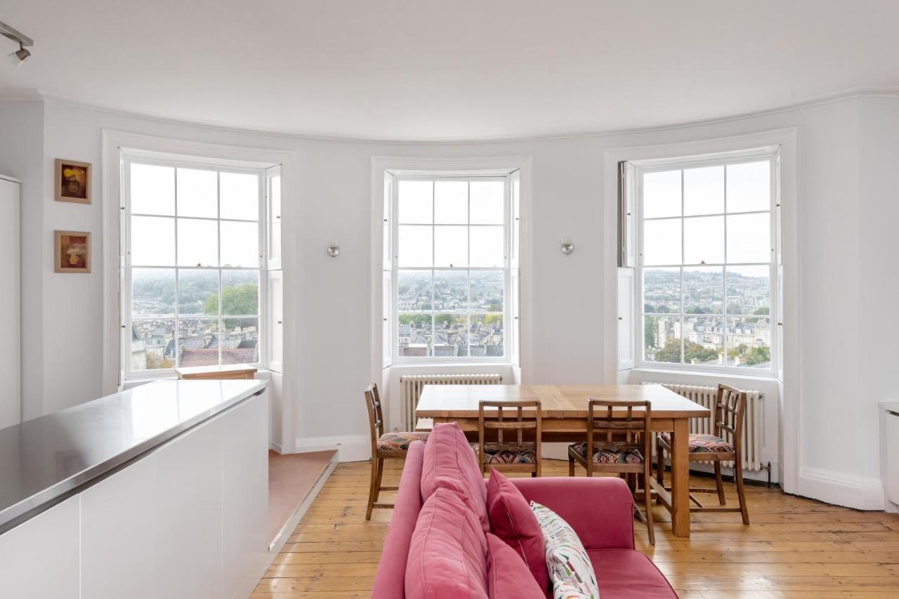 Stunning Georgian Apartment In Central Bath Buitenkant foto
