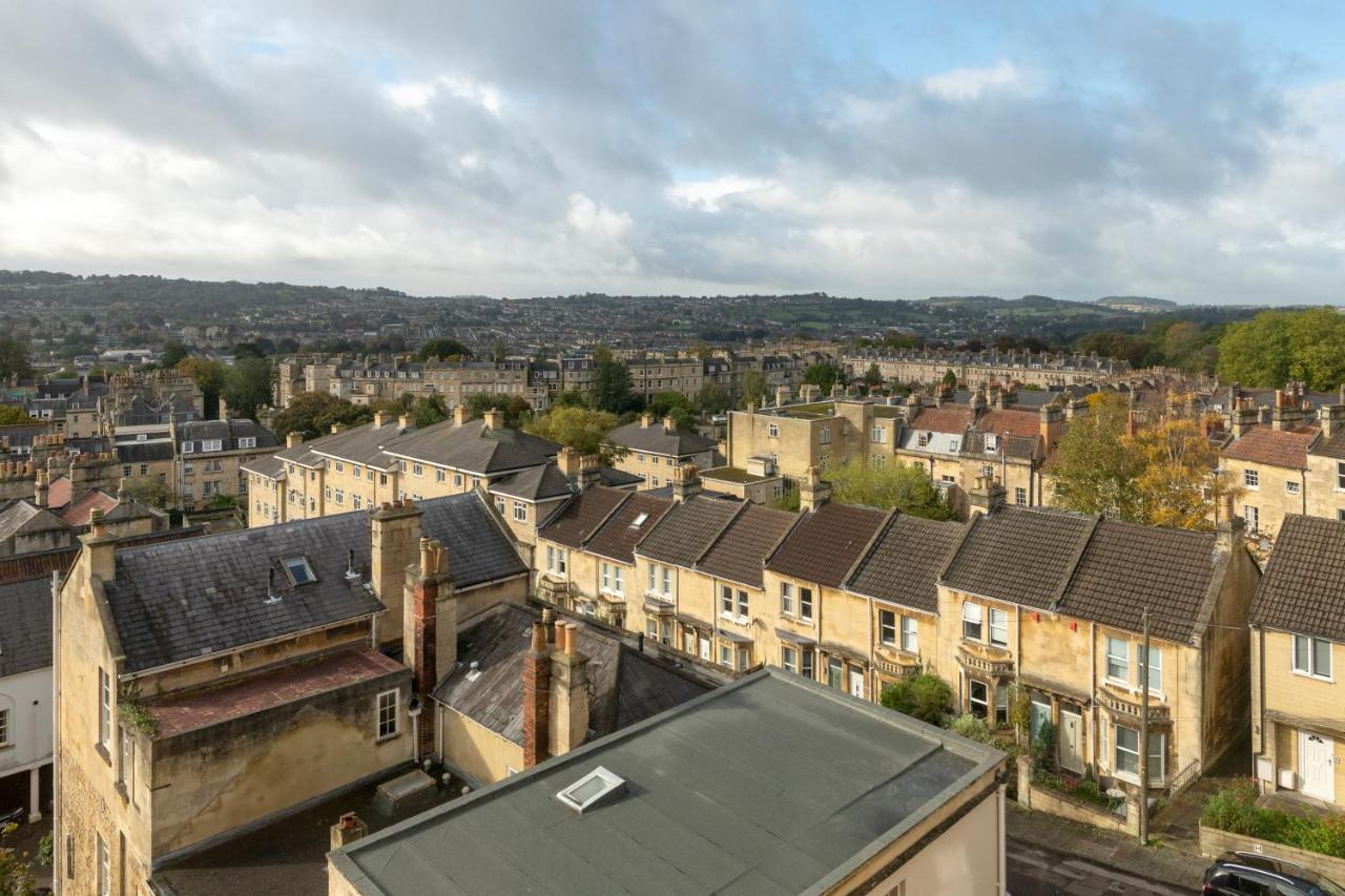 Stunning Georgian Apartment In Central Bath Buitenkant foto